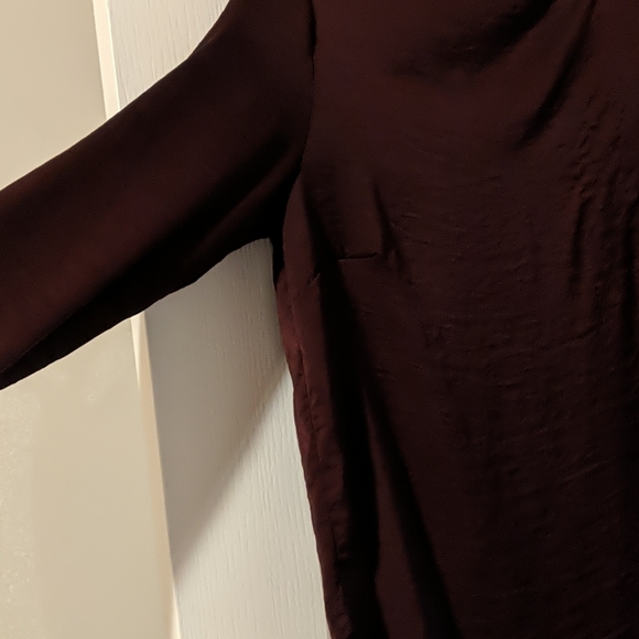 🖤SOLD🖤Deep purple long sleeve top - Picture 2 of 3